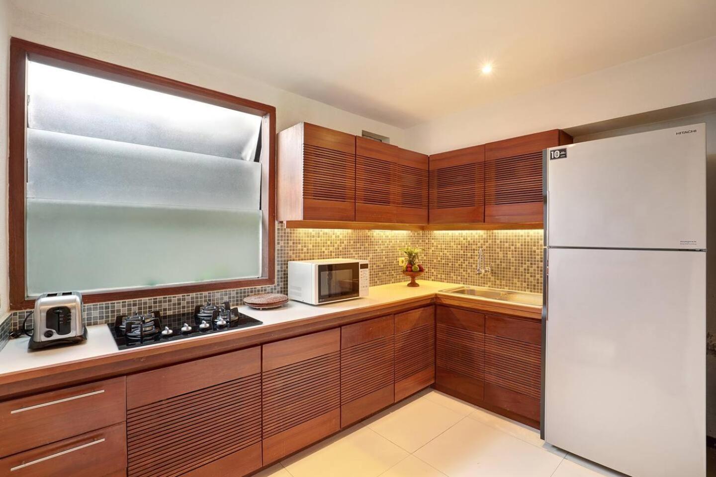 Super Value 4 Bedroom, Walk To Bintang Supermarket Seminyak Kültér fotó
