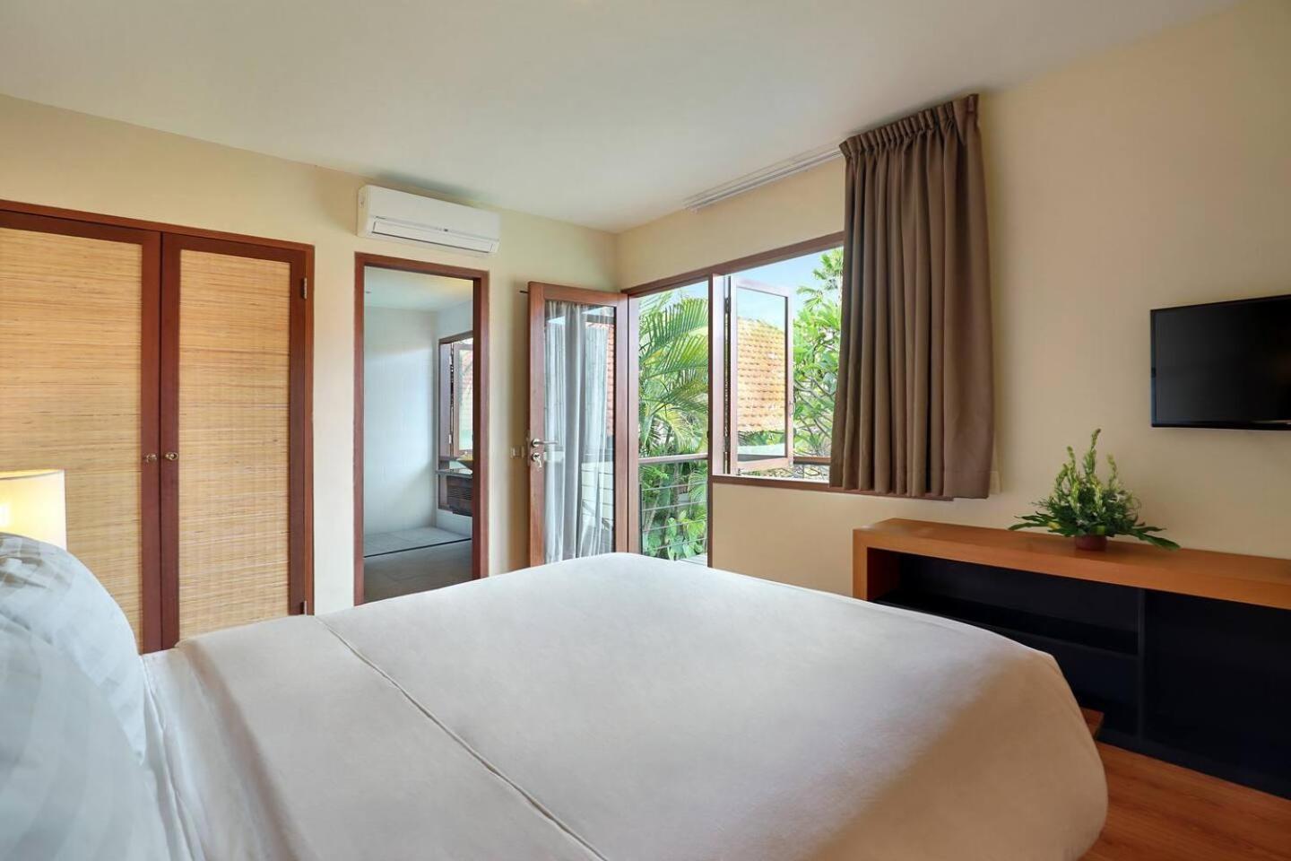 Super Value 4 Bedroom, Walk To Bintang Supermarket Seminyak Kültér fotó
